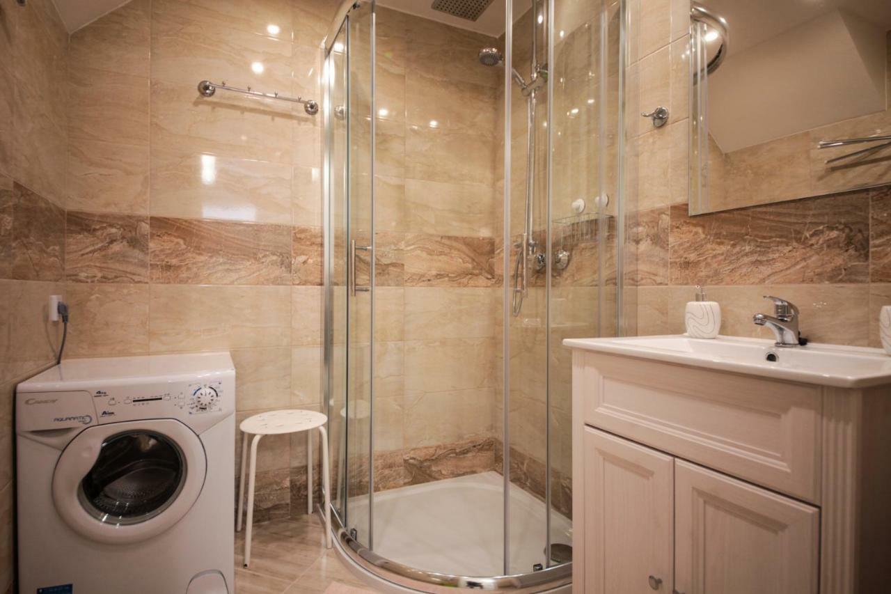 Family Duplex On Wenceslas Square Apartamento Praga Exterior foto